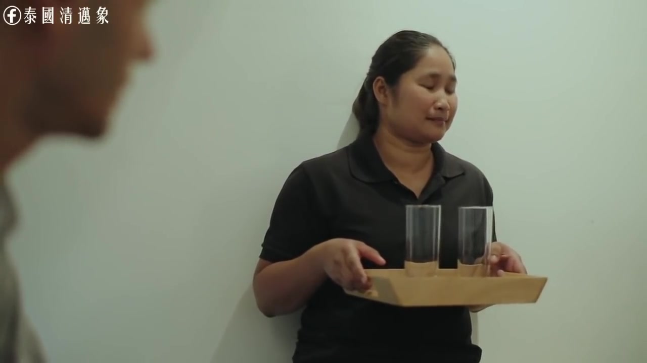 搞笑魔性泰国广告泰国ele晚安面霜最后落版笑死