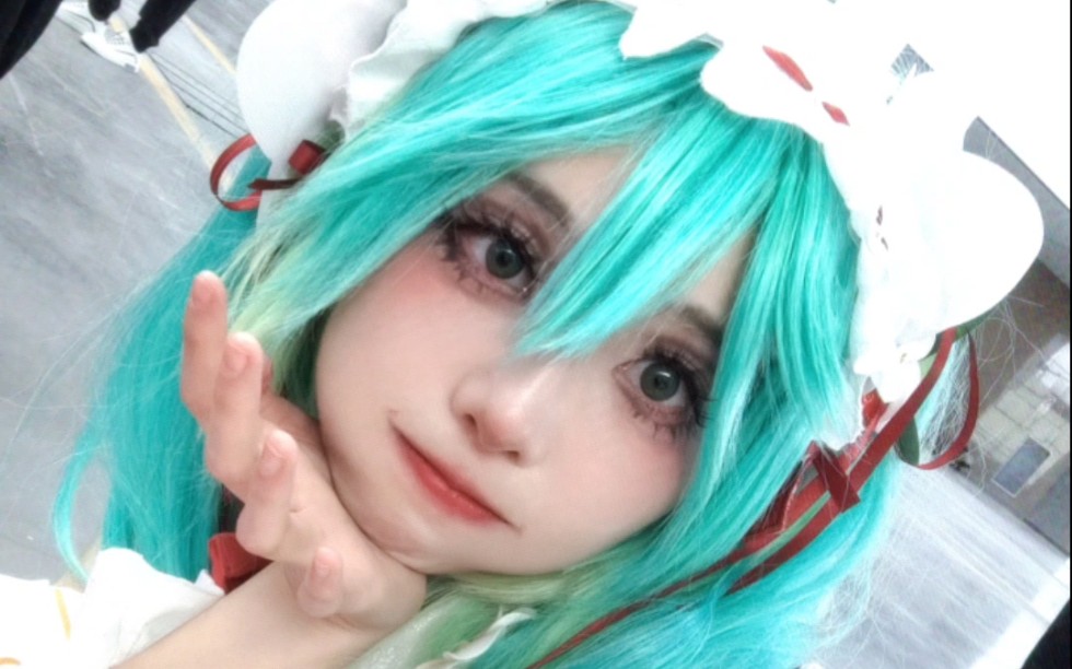 【初音未来cos】草莓miku!