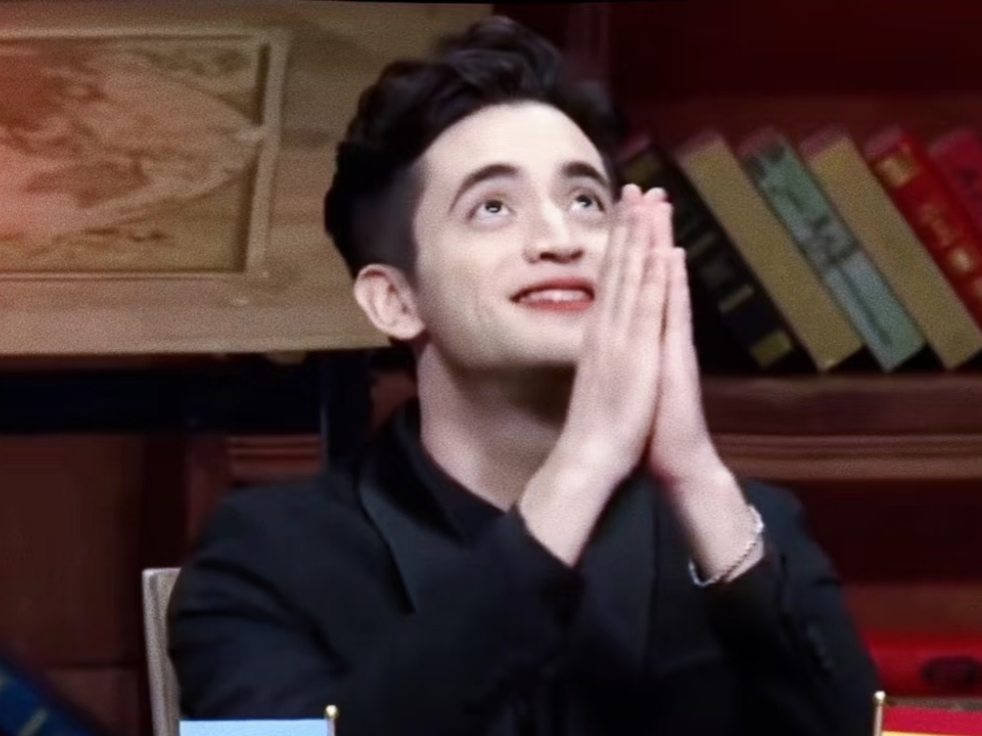 我好喜欢这个视频,但是浏览量巨巨巨低,超想让全