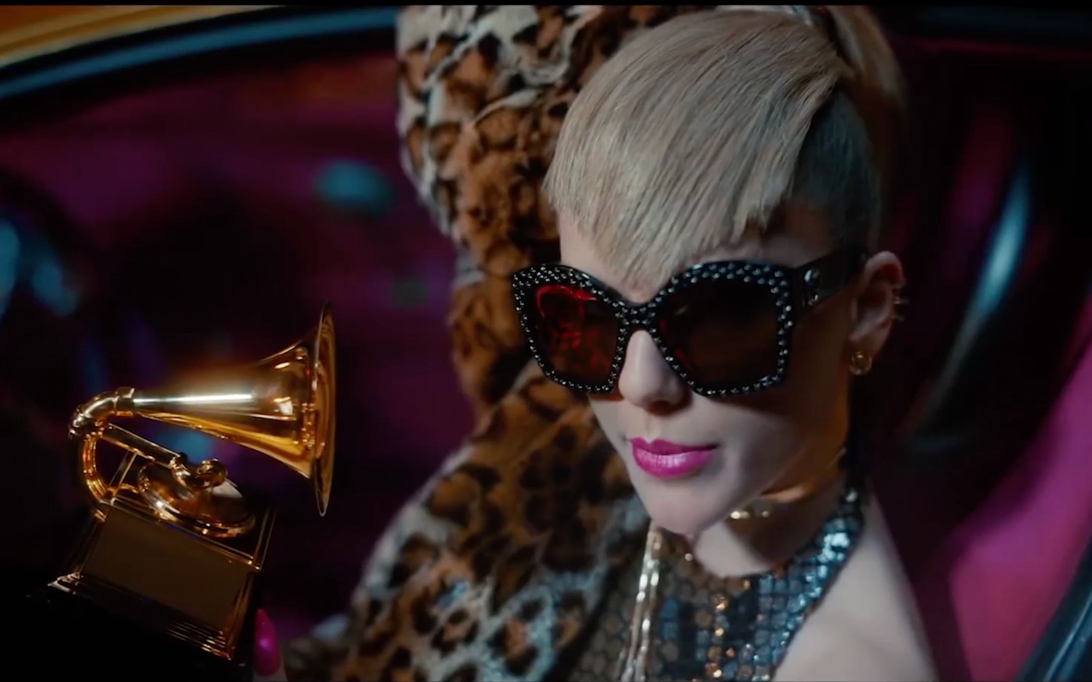 lookwhatyoumademedo想酷炫但酷炫不起来的mv片段