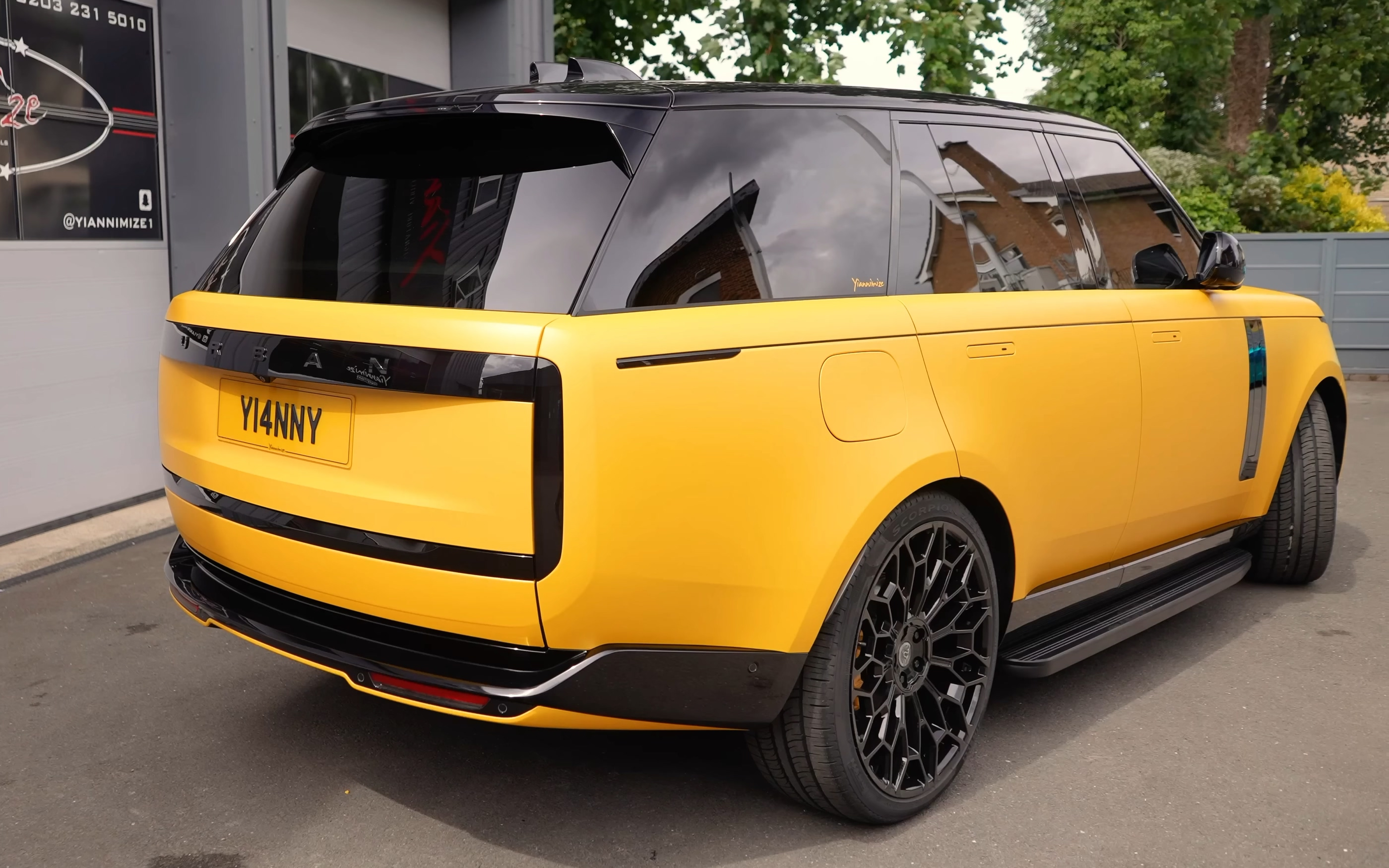 【yiannimize】urban改装 路虎揽胜行政 香蕉黄 2022款