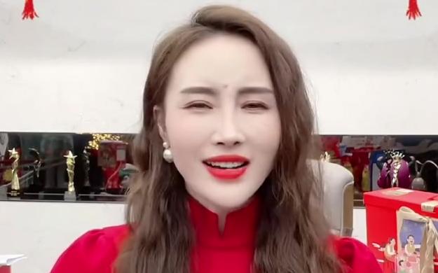 最浓重的传统佳节芈姐也给大家准备了好久置办年货的