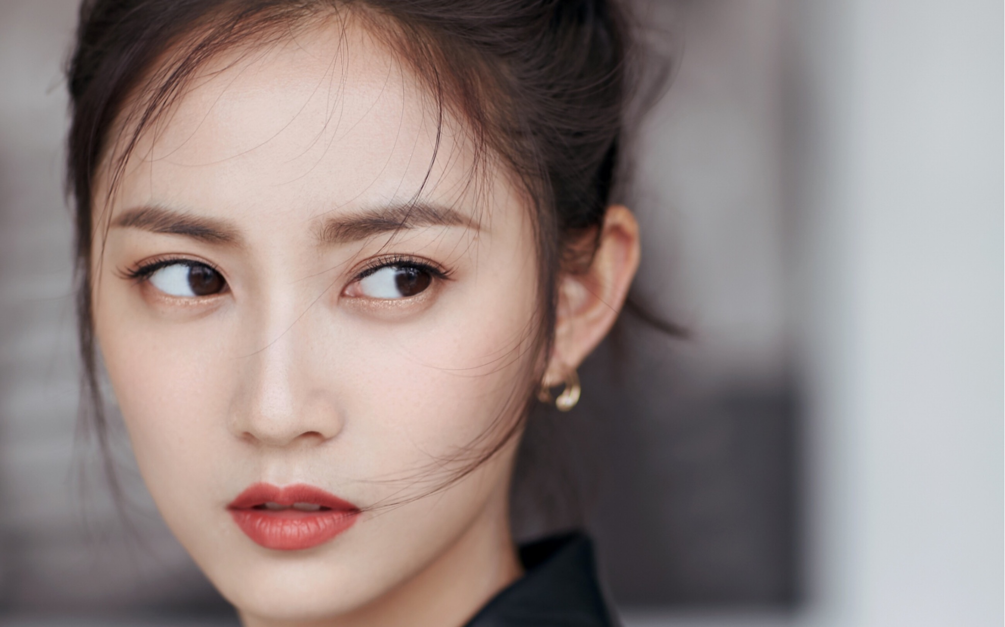 陈钰琪现代装撩人预警