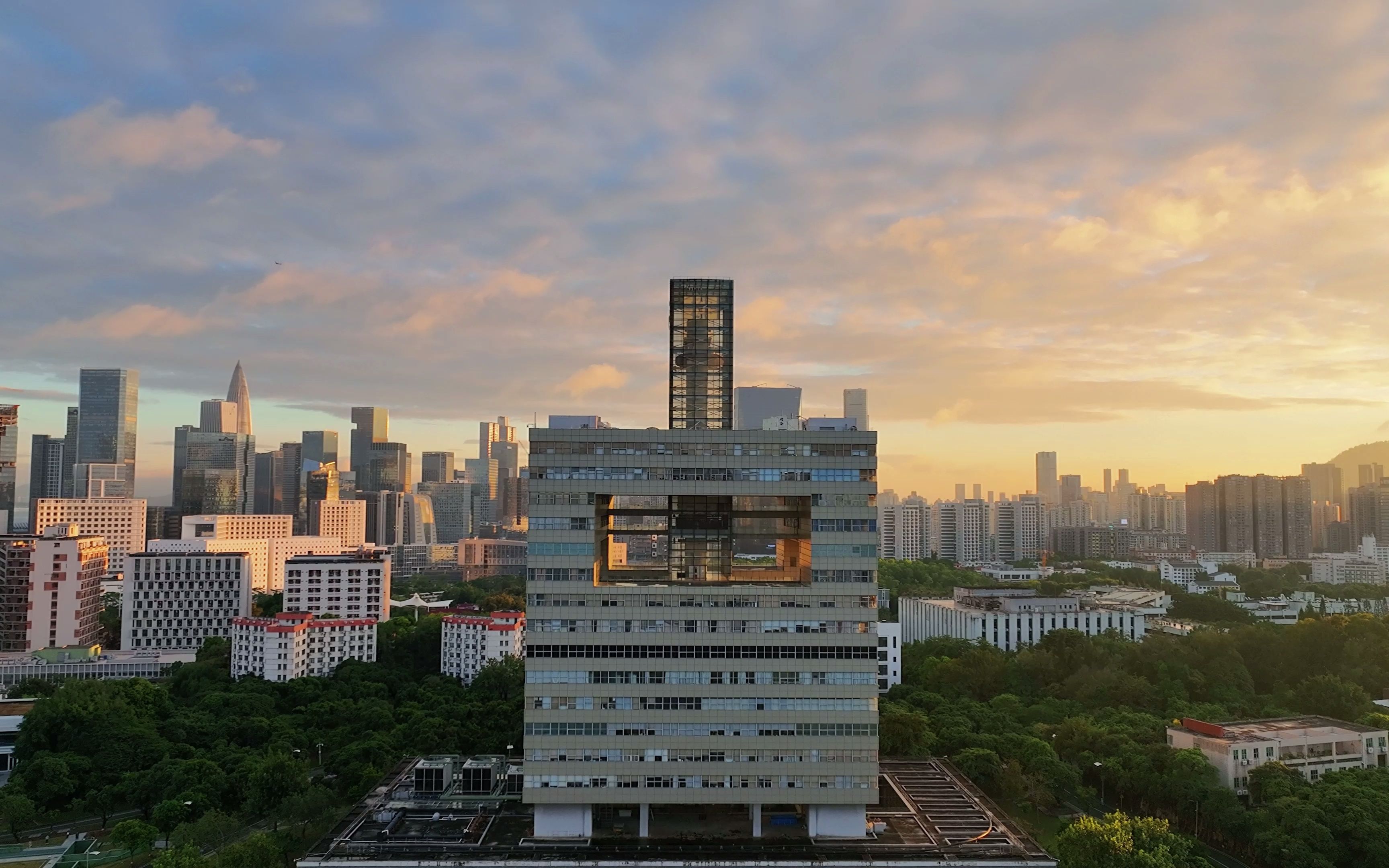 想进大疆公司考什么大学(大疆公司招聘什么专业的大学生)