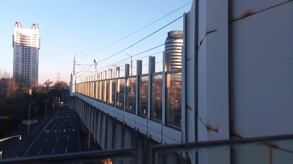 花木兰三世车号不知道,终点站高青路,外高桥保税区北进站,始发港城路