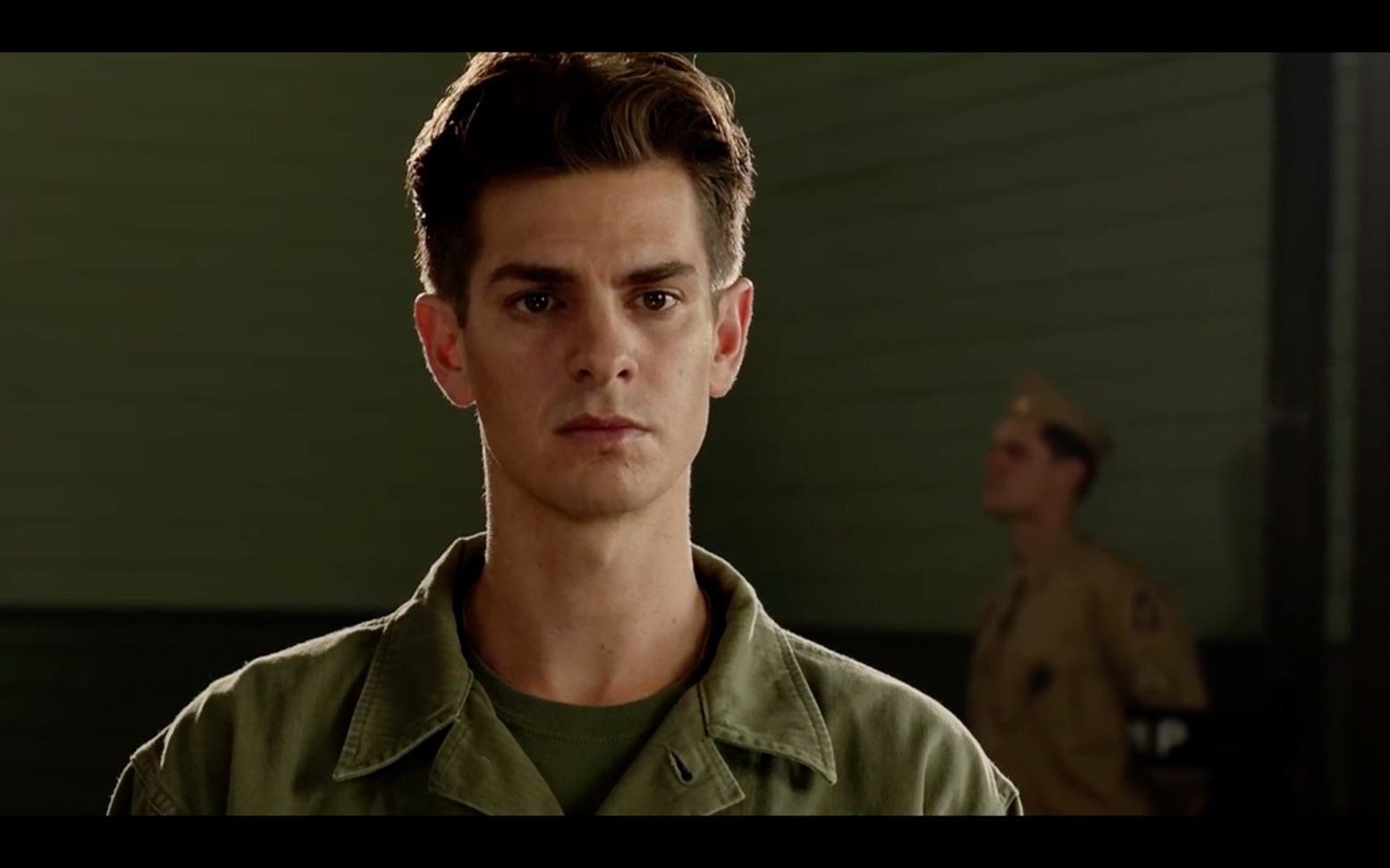 血战钢锯岭cut-这个世界正在分裂瓦解 我只想把它一点点重新拼凑起来