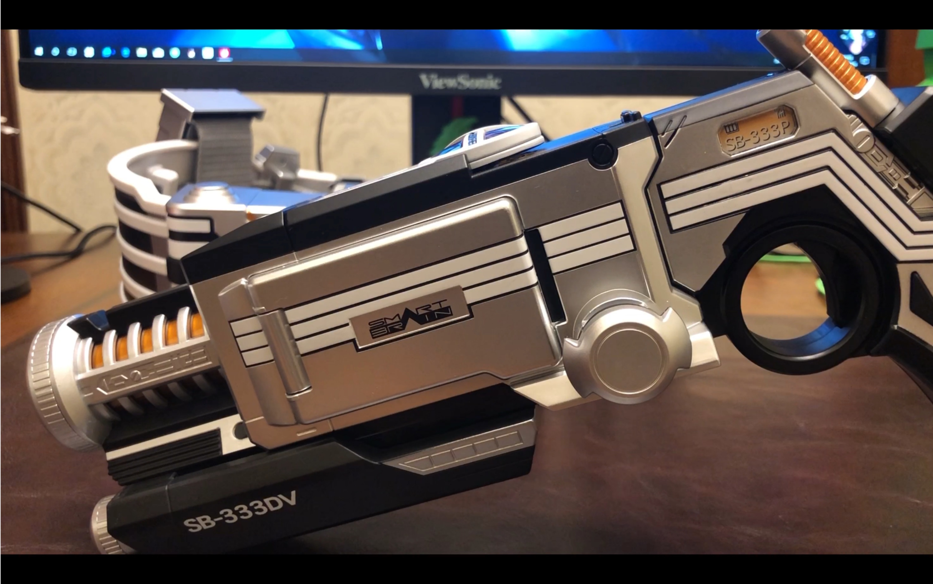 大佬今天买什么:假面骑士德尔塔csm全方位测评,除了配件少超级炫酷喔!