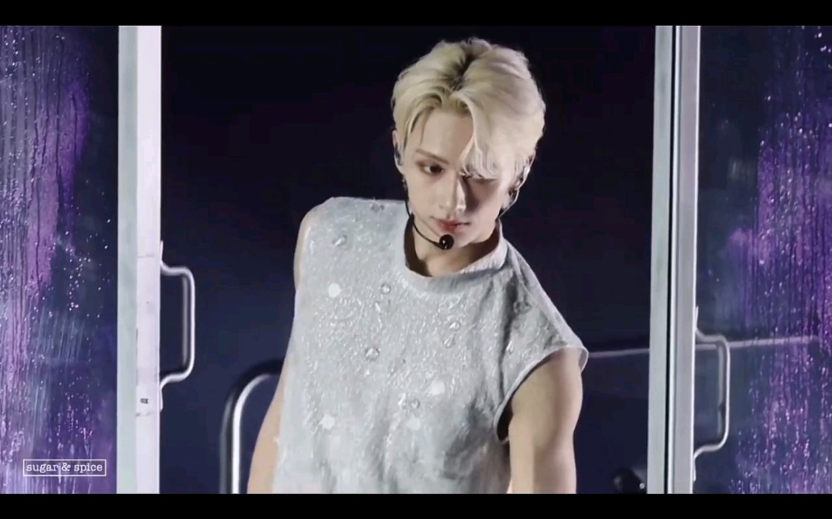 【文俊辉】"性感美"