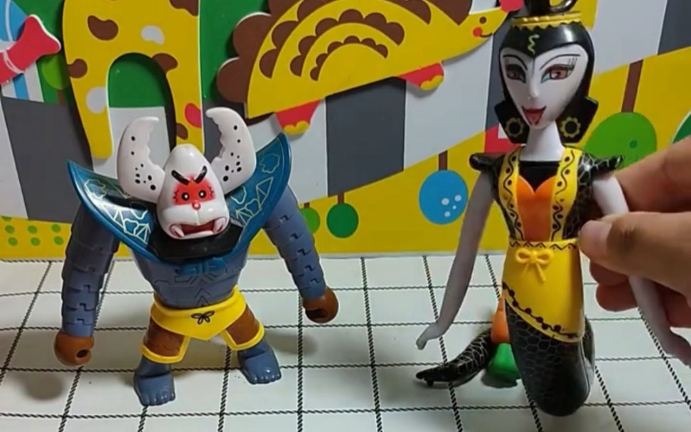 葫芦娃来抓蛇精和蝎子精了.