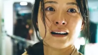 你以为釜山行里的丧尸是假的，其实现实拍的时候已经和真的差不多了。【捂脸】