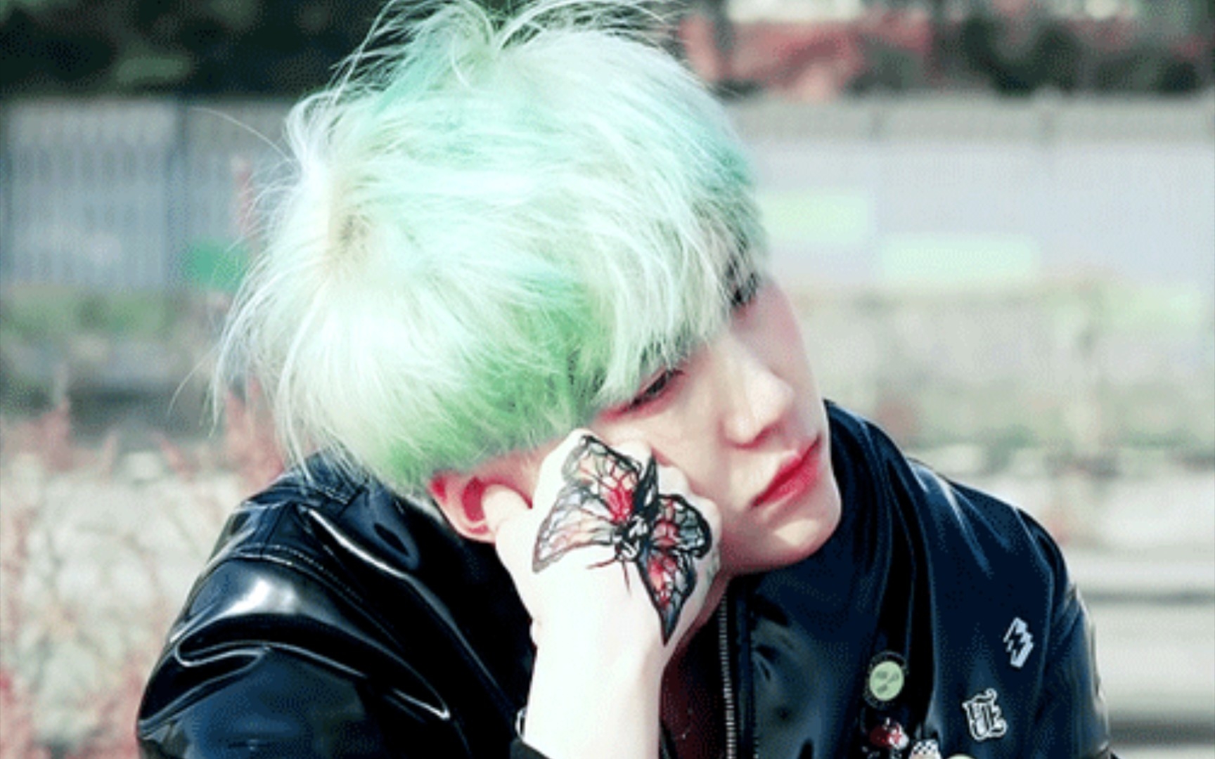 闵玧其〗『花样年华』薄荷绿能不能焊丝在头上_哔哩哔哩_bilibili