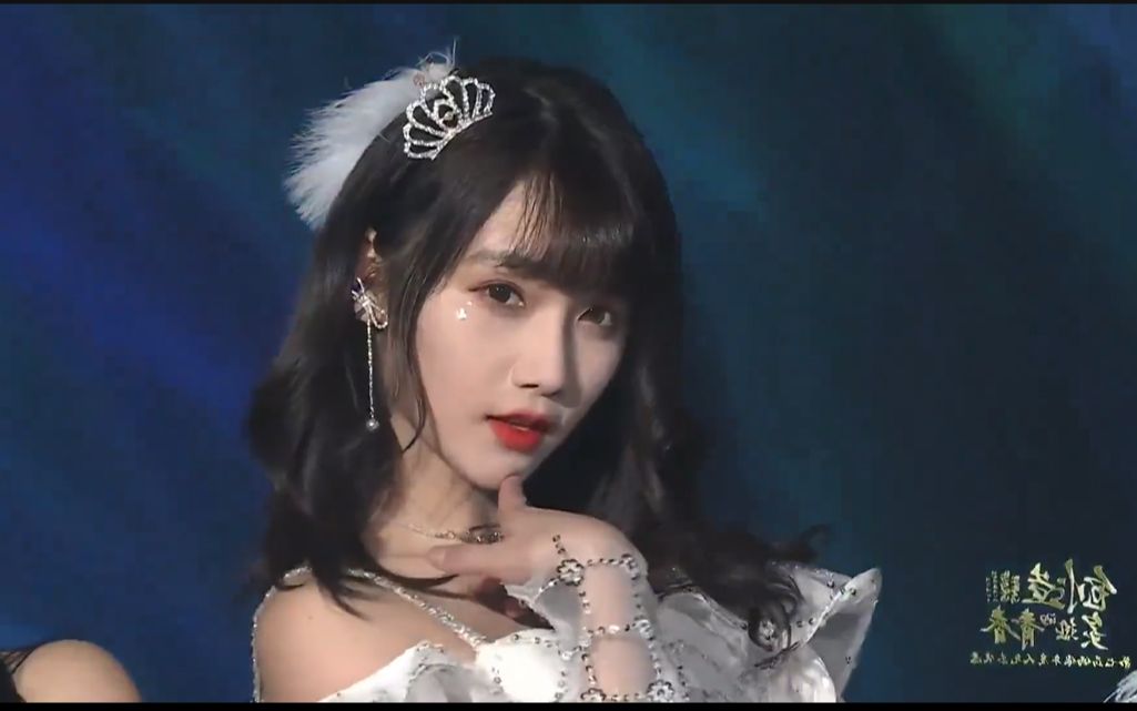 snh48虎扑女神宋昕冉带来超好看的幻勾勾手指头全都为我倾倒