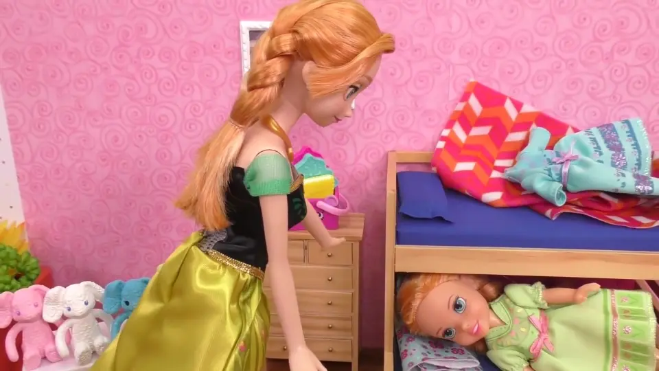 Pretend Sick Elsa and Anna toddlers morning routine on a school