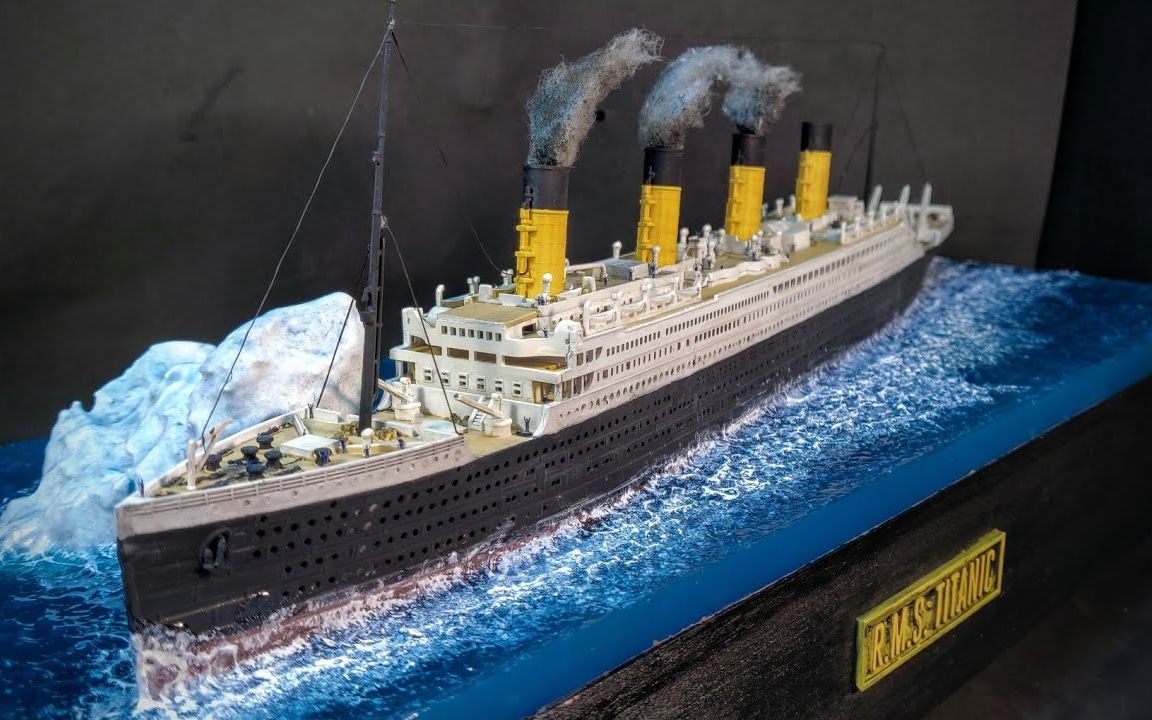 模型场景冰山海洋泰坦尼克号立体模型泰坦尼克撞上了冰山artmodels