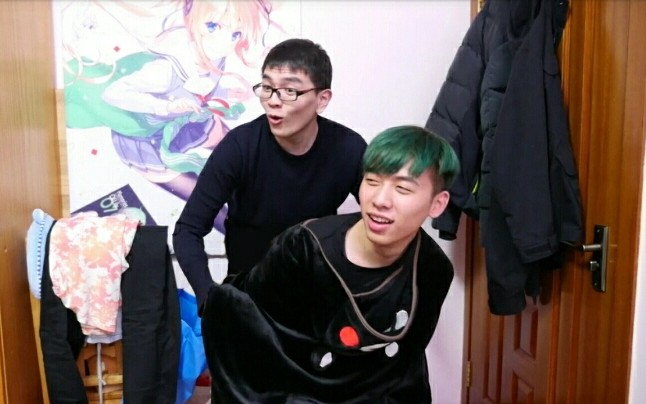 中国boy和允星河不可告人的秘密!