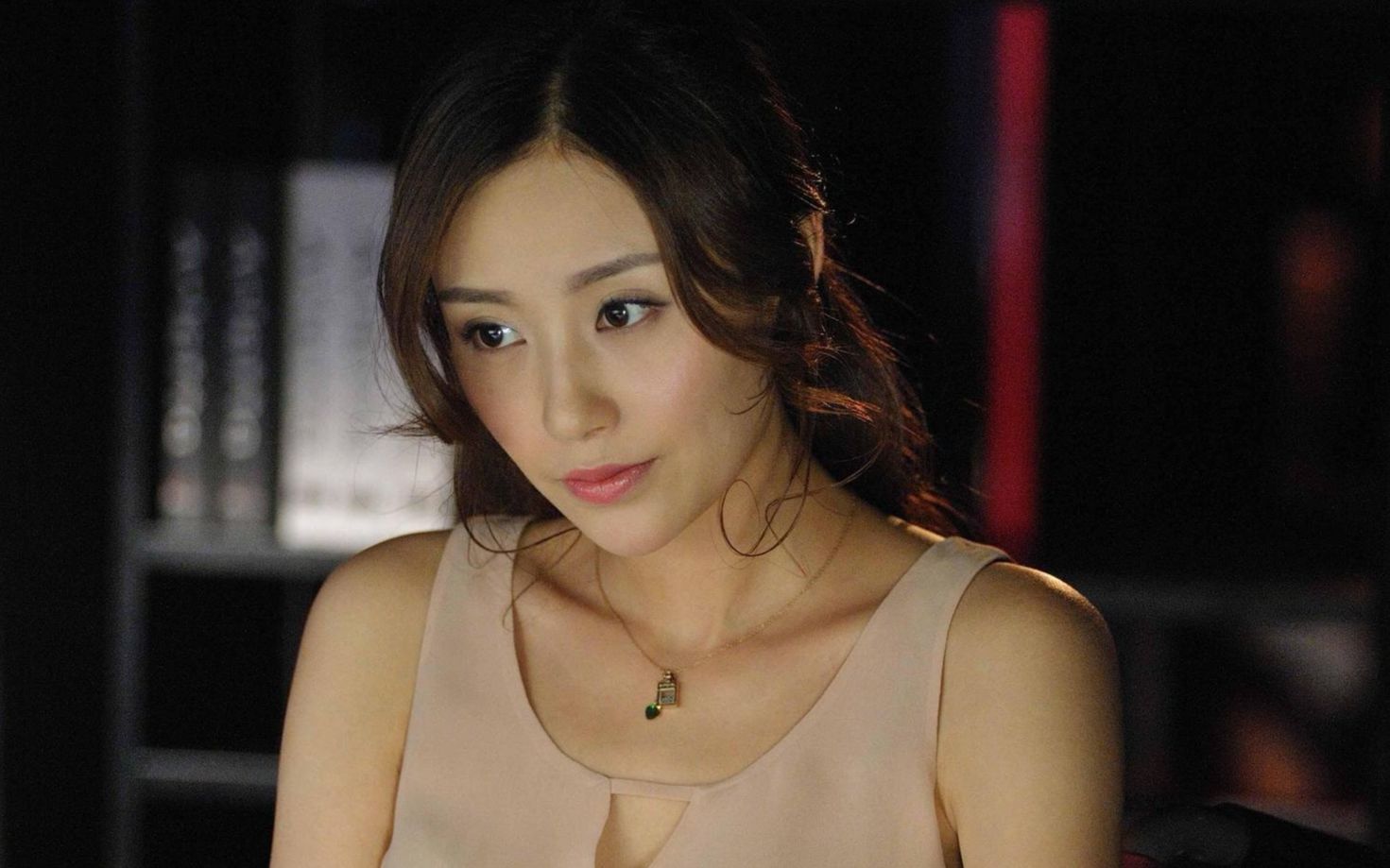 她7年败光丈夫10亿家产,离婚时还拿女儿抚养权向老