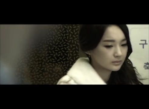 [图]【MV】 Davichi - 一個人 (微笑，媽媽 OST Part.8)