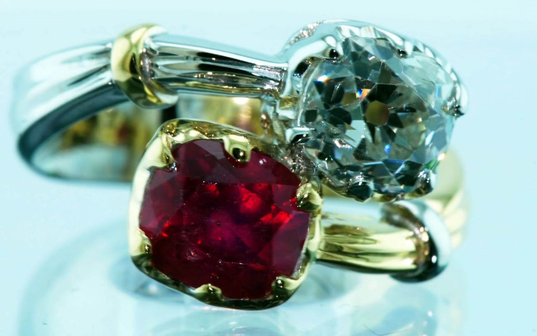 「scaffoal」手工打造红宝石和钻石双头戒指