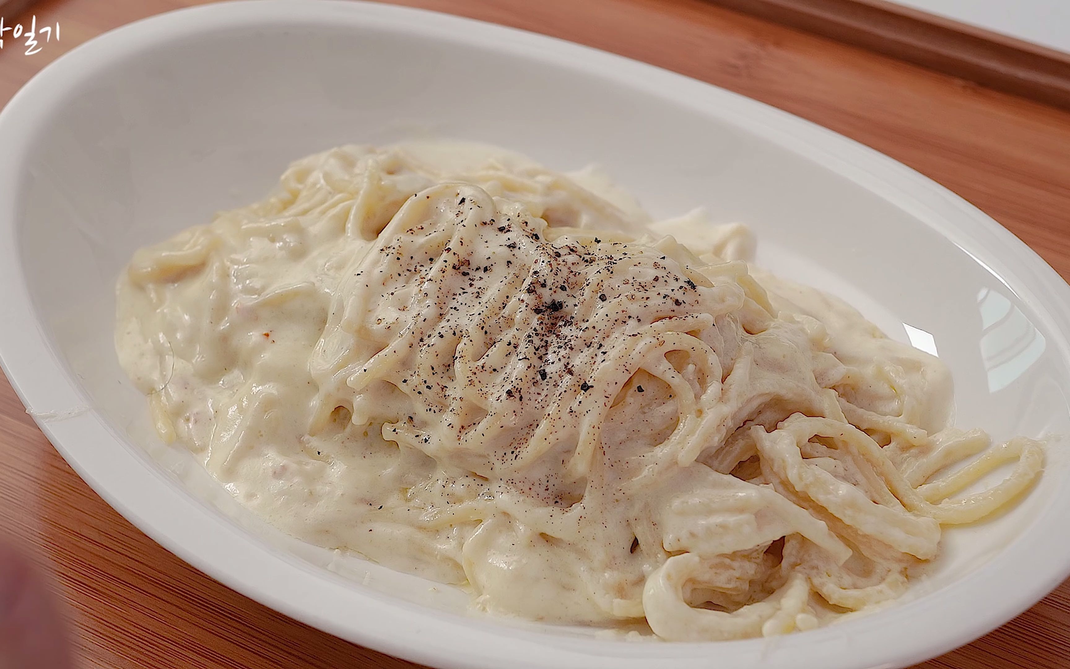 奶油芝士白酱意大利面 比餐厅的味道更好 意大利面食谱