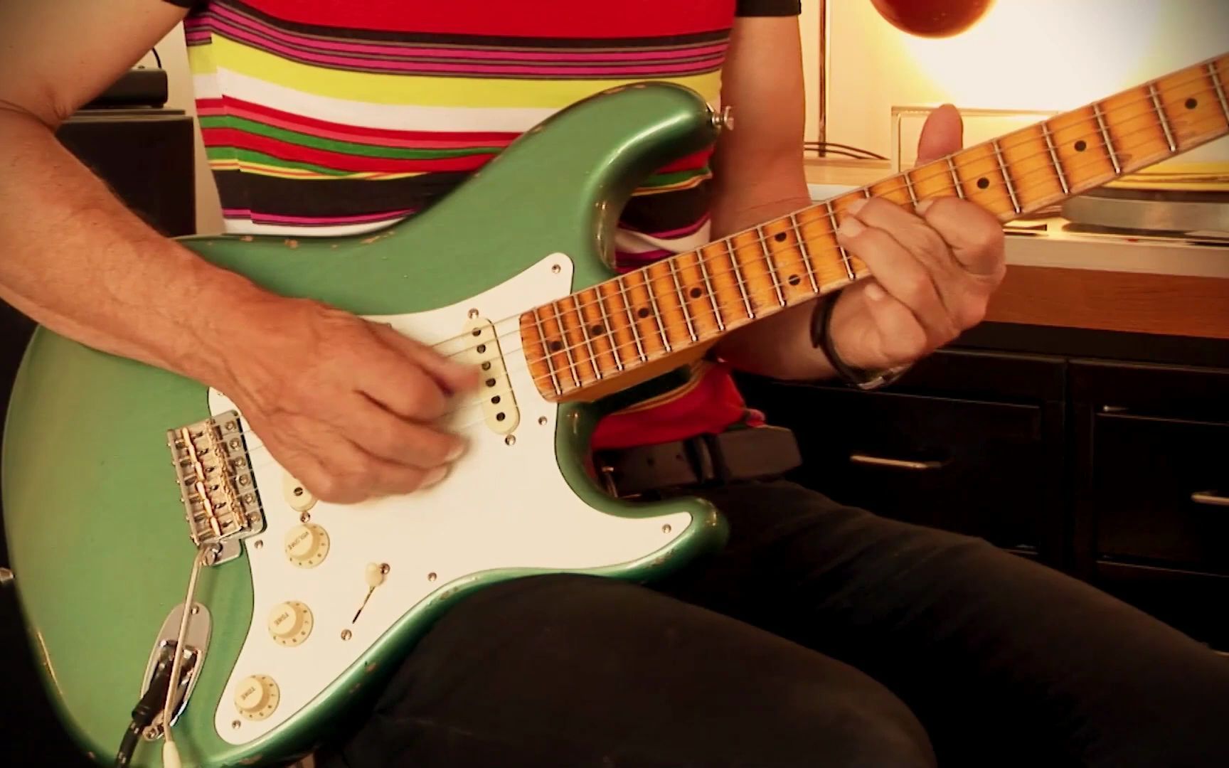 2020fenderstratocastercustomshop56reissuerelicagedsherwoodgreen