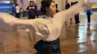 小李TV News:雍吉在中國四川道孚表演益久措姆Yongji performed Yijiu Cuomu in Daofu, Sichuan, China