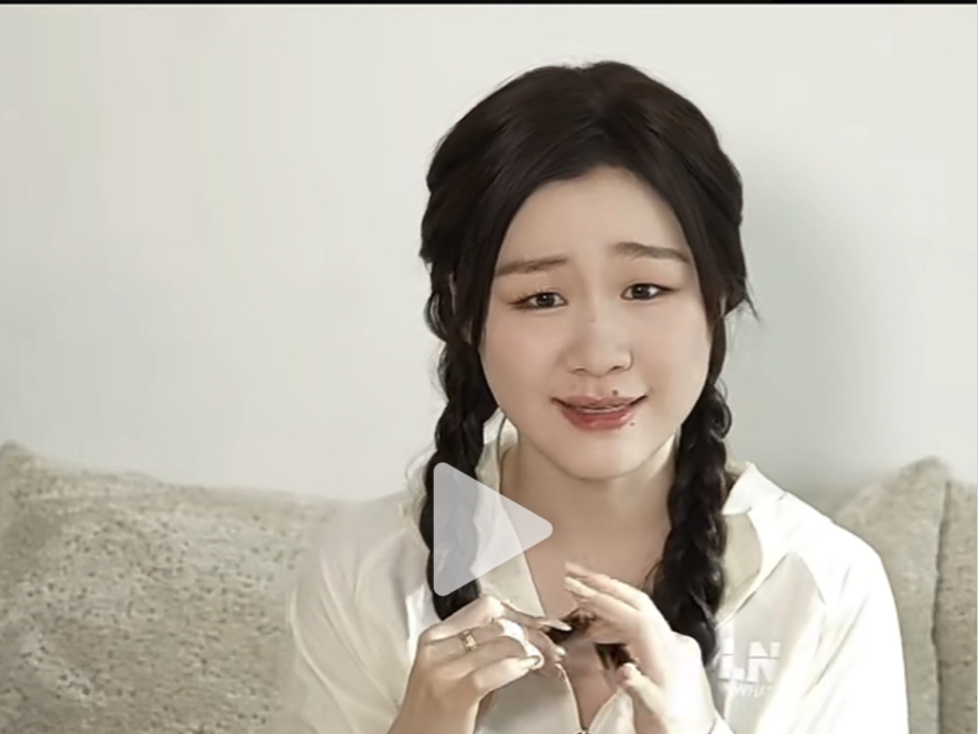 麻衣神相:金靖的面相分析,喜剧人的标准面相!