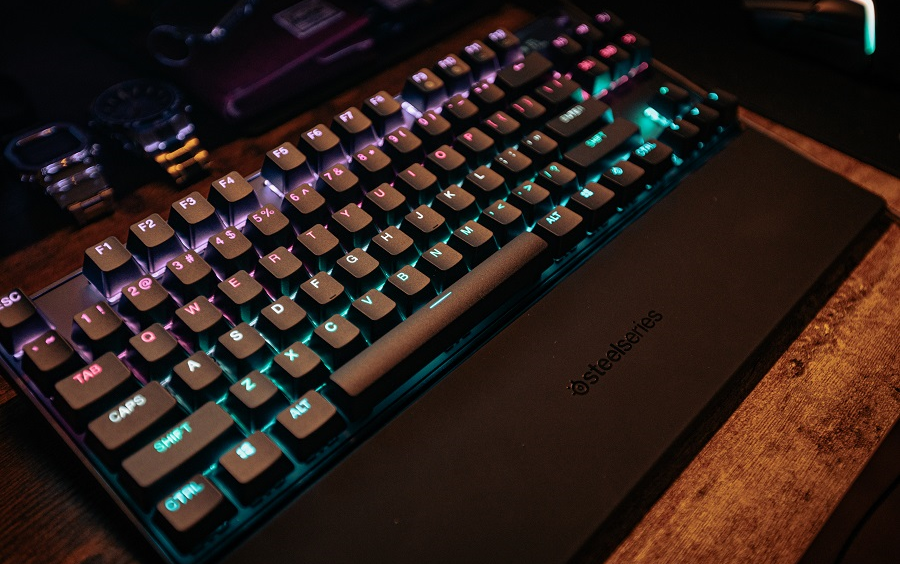 來自賽睿的旗艦鍵盤 賽睿apex pro tkl 2023款開箱小試