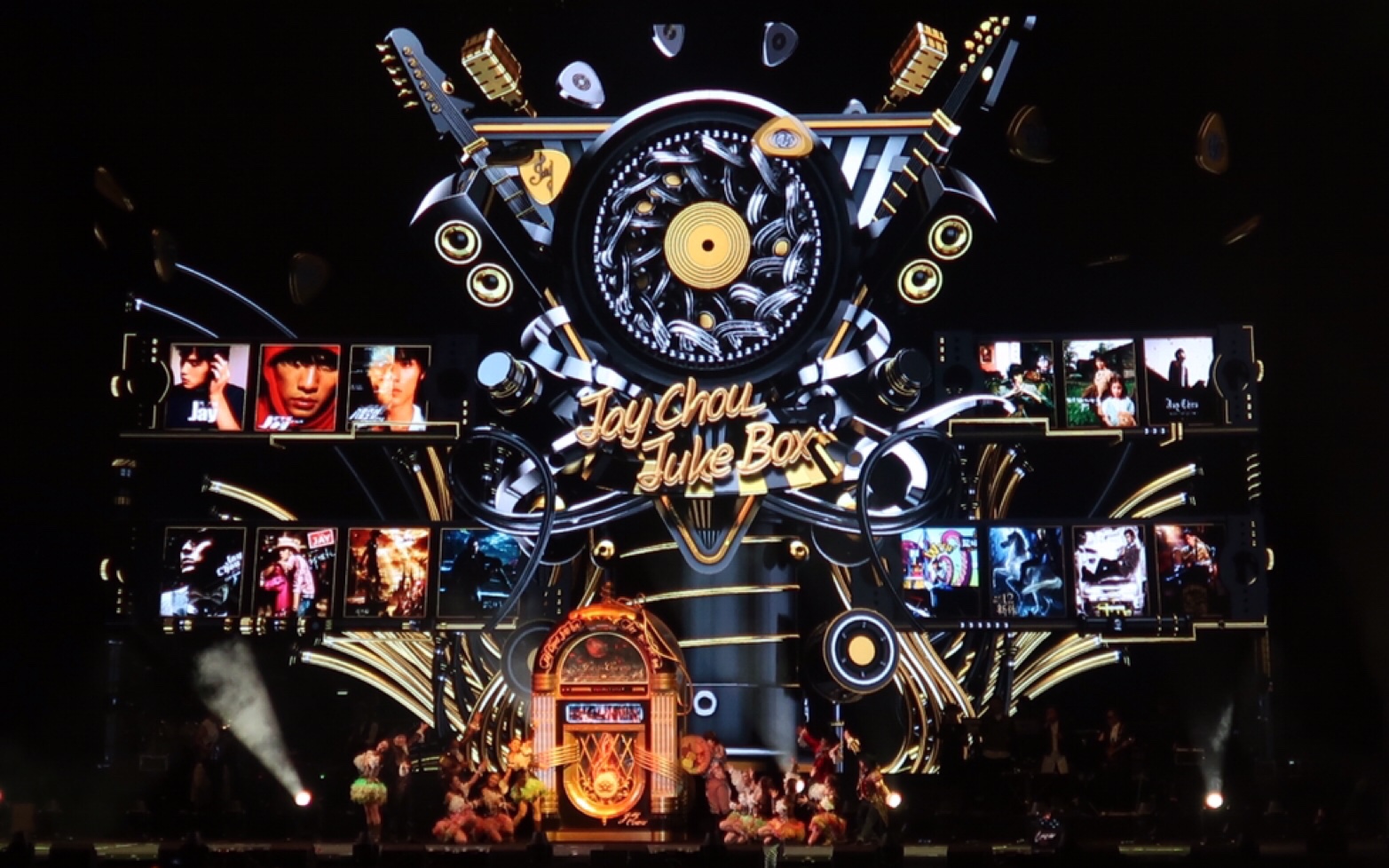 周杰伦2019嘉年华世界巡回演唱会南京站vlog现场记录简单爱说好不哭不