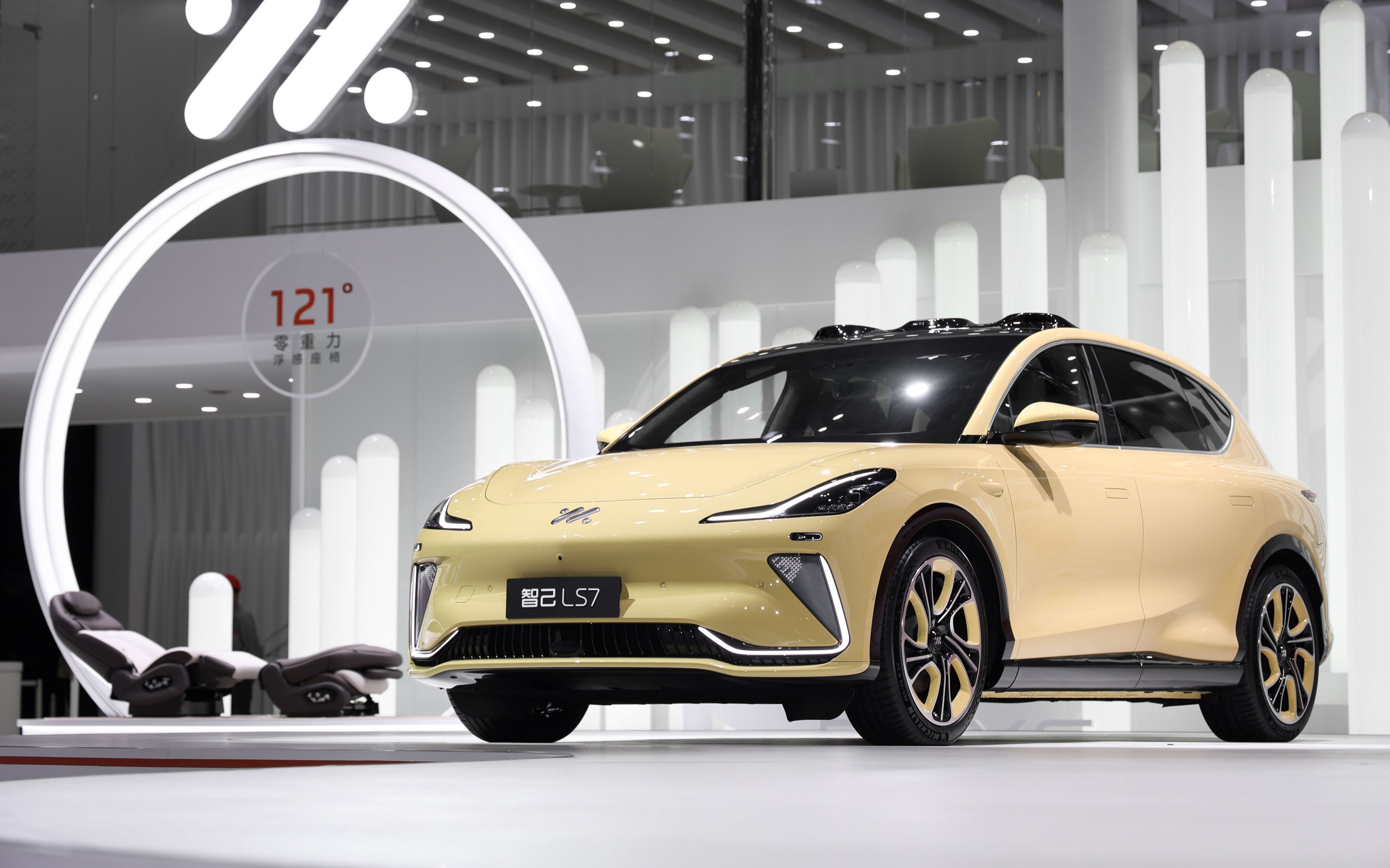 前所未有的suv车型,智己ls7给你一个全新视界