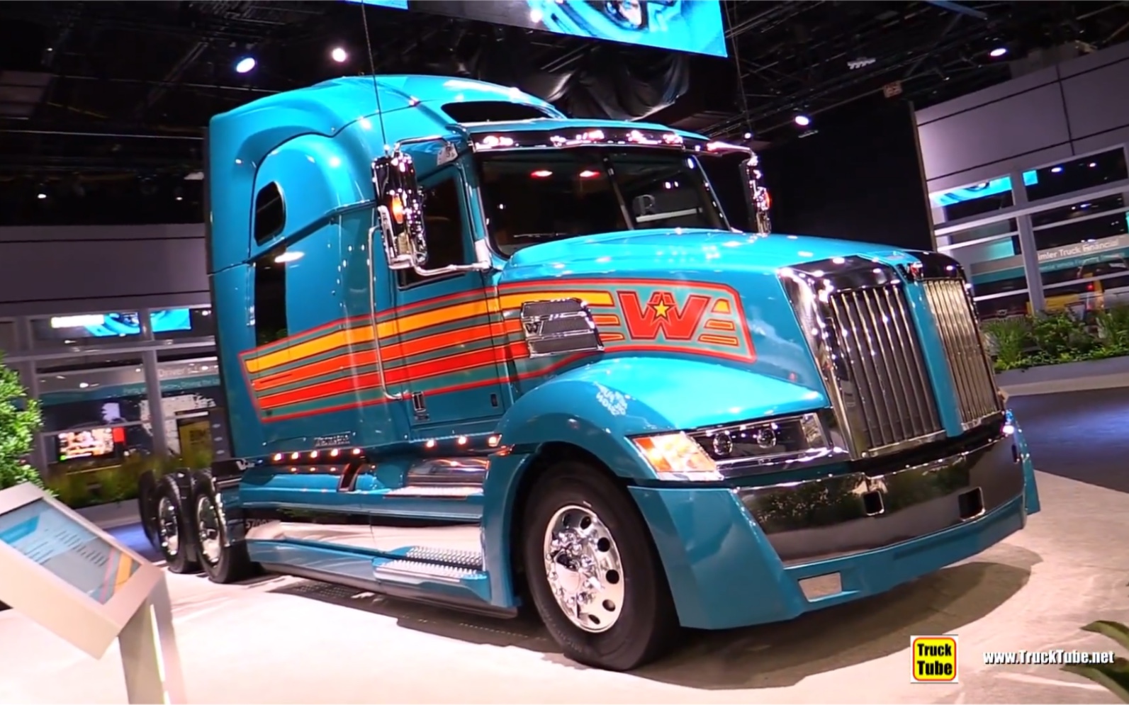 westernstar5700xe6x2半挂牵引卡车车头高清全景展示