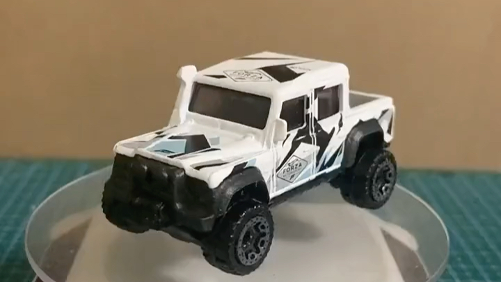 风火轮2015路虎 卫士