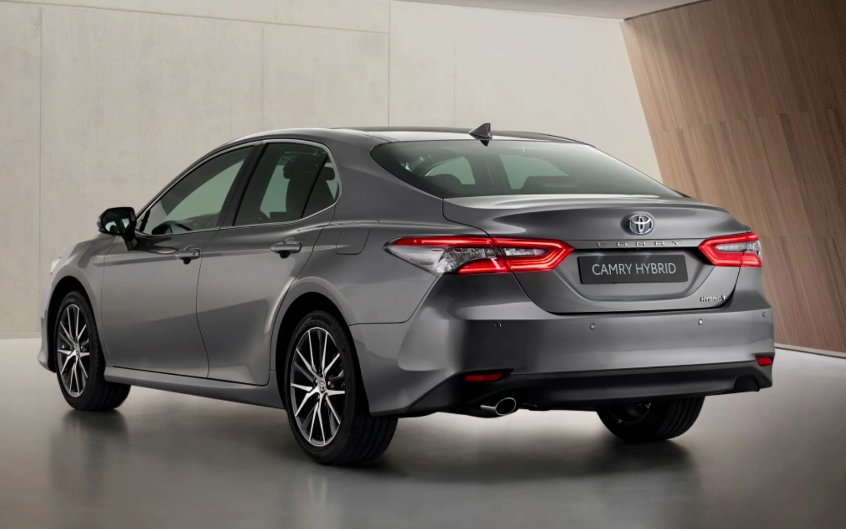 2021款丰田(toyota)凯美瑞_混合动力版本_哔哩哔哩 (゜-゜)つロ 干杯