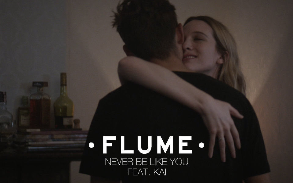 [图]Flume - Never Be Like You feat. Kai 【中英1080p】@搞事字幕组