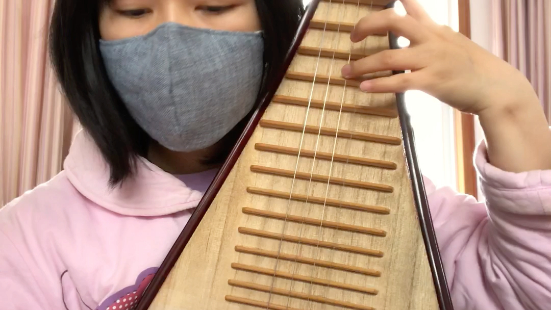 活动  琵琶练习曲-小酸梅果