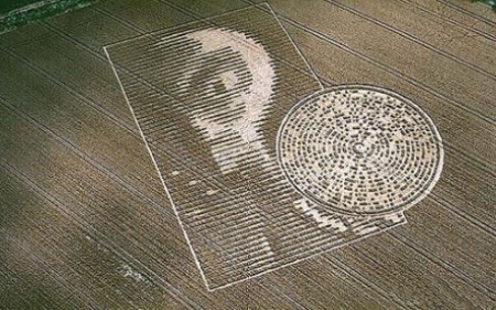 揭密神奇的麦田怪圈是否是外星人所为吗?