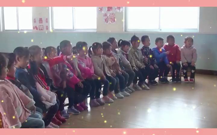 [图]幼儿园公开课中班数学《苹果火车》生动有趣的幼儿园公开课，通过水果坐火车的例子代入讲解数学知识，使得孩子们更好的理解课程内容，课程浅显易懂！[庆祝R]这节