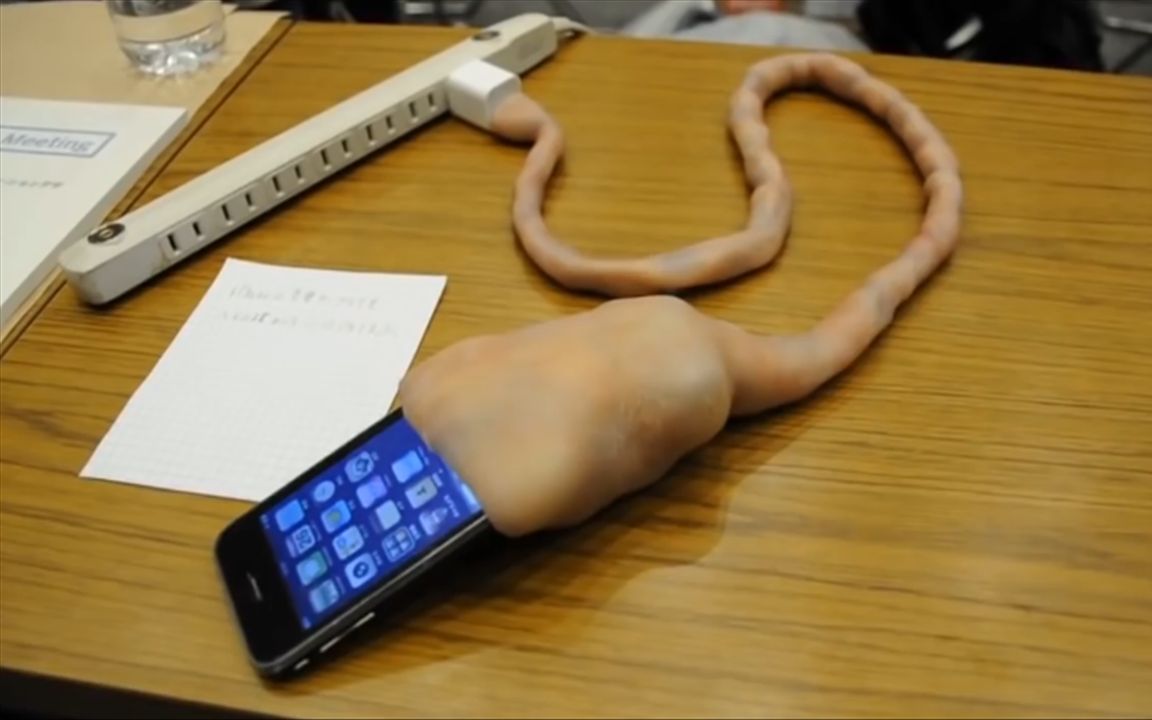 日本发明奇葩数据线,折合人民币约4万多,网友直呼辣眼睛_哔哩哔哩