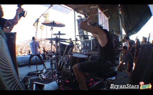 [图]【后核现场】We Came As Romans - "The World I Used To Know" Live at Warped Tour 2015