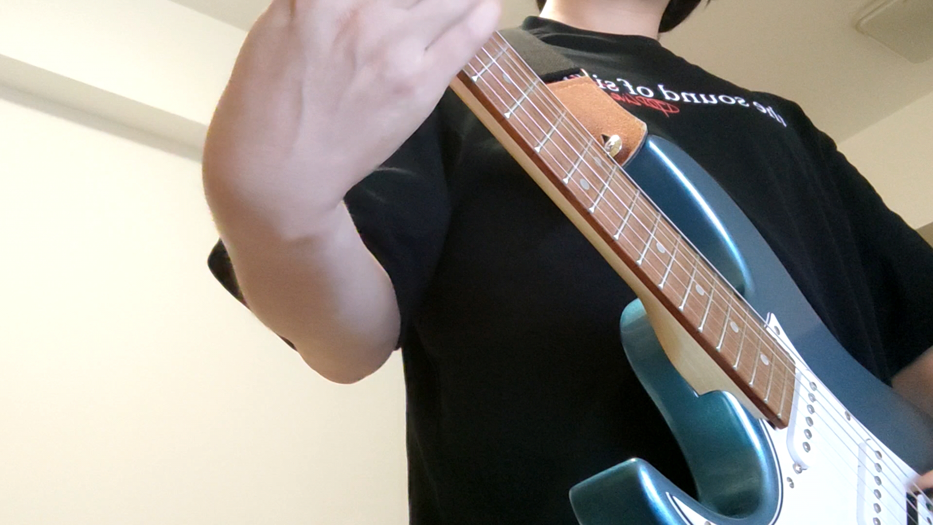 [图]乔伊金属节奏吉他练习-第一章练习1