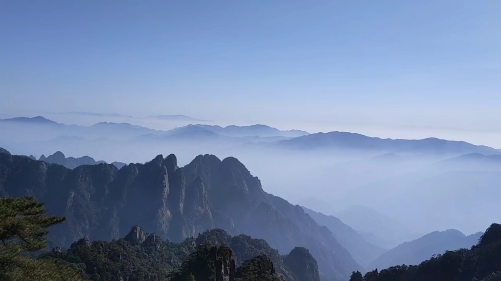 来黄山根本不用看天气预报,靠的是运气[呲牙]