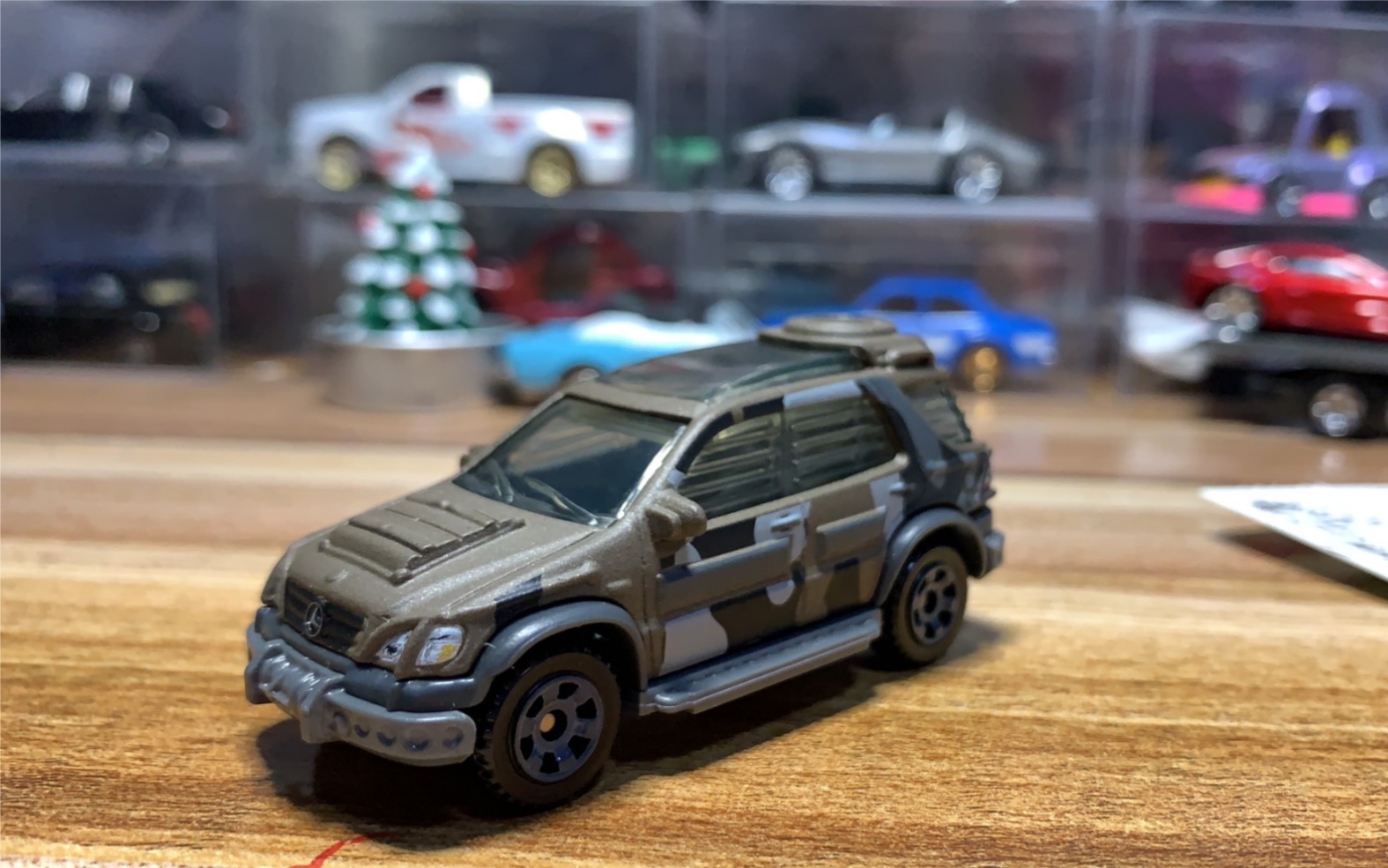 火柴盒小车侏罗纪世界奔驰320sl评测这可能是你看过做工最好的普卡