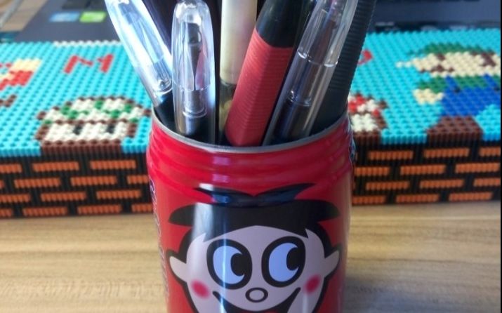 diy拆易拉罐做笔筒收纳