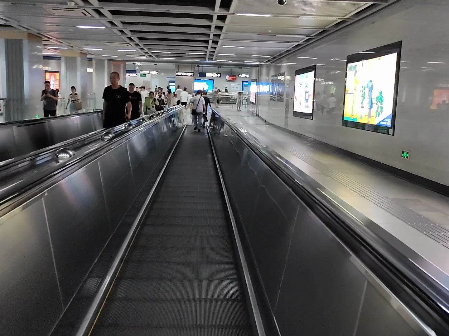 【交通】武汉地铁范湖站2转3