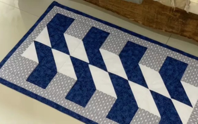 时尚的现代风拼布地垫制作