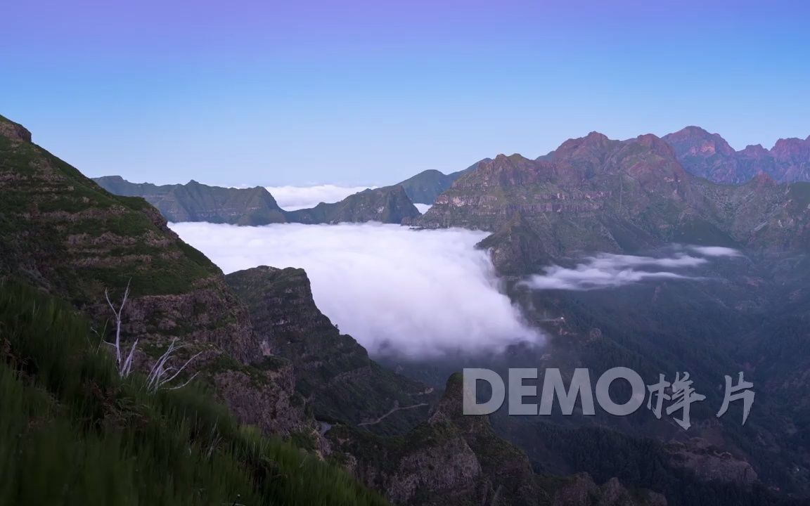 视频素材 ▏k1543 4K高清画质震撼唯美高山之巅云雾缭绕朝霞白云云海翻滚火烧云云端之上云中漫步壮美景色大自然 歌舞晚会表演年会舞台大屏幕LED背景...