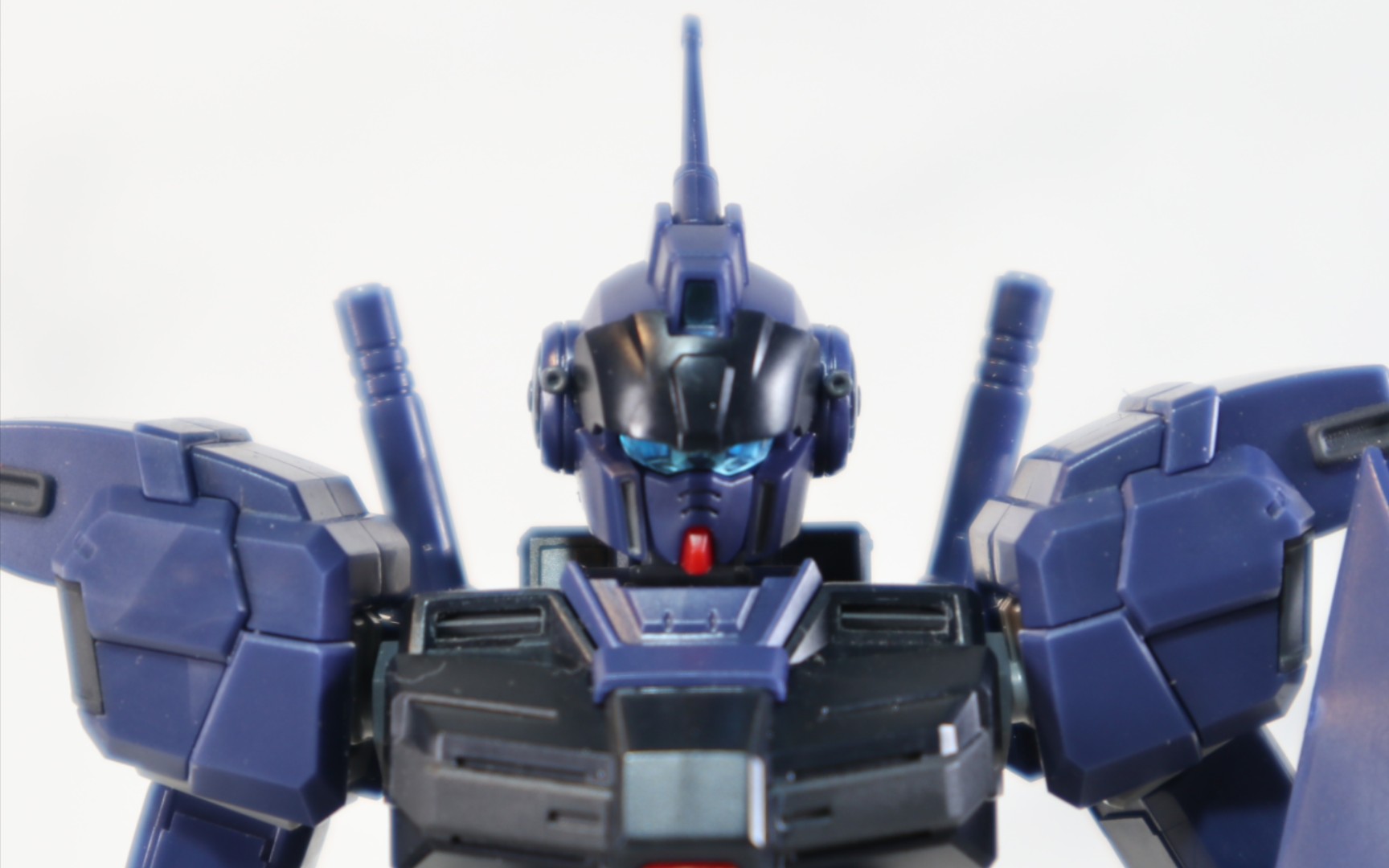 [图]【万代】【HGUC】苍白骑士D2