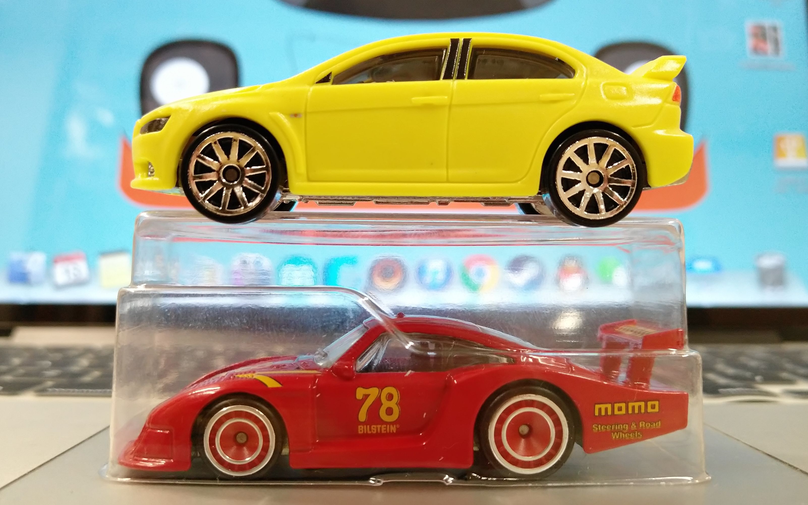 【hotwheels】风火轮赛道日保时捷935&变色车三菱evo — raceday
