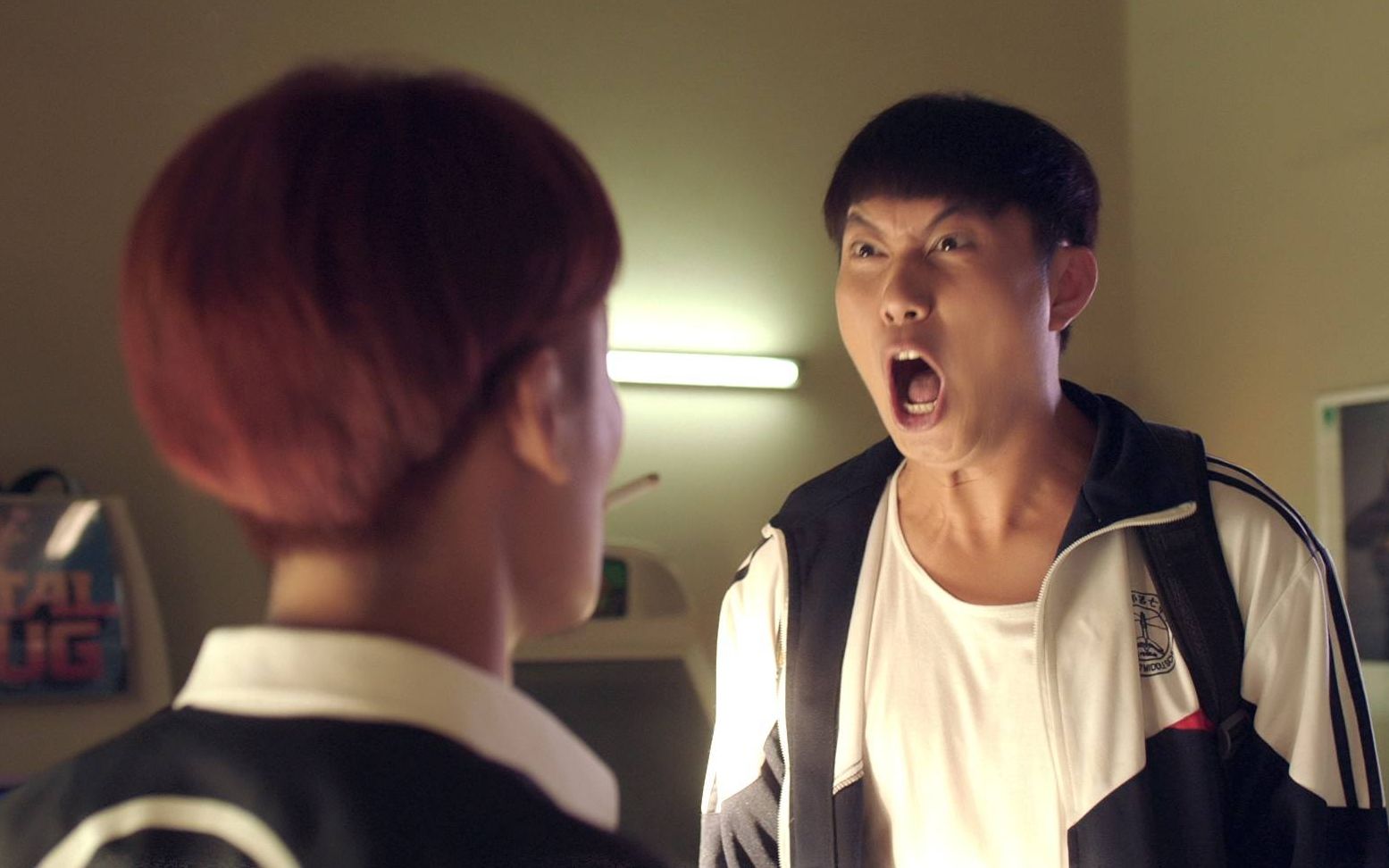 【木子李】小伙穿越回了97年,成就了人生梦想,却失去了老婆!