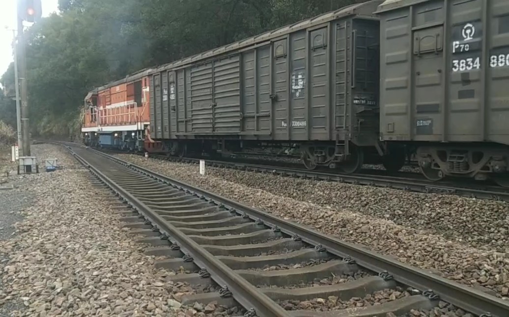 金千铁路朱家埠站开始调车作业