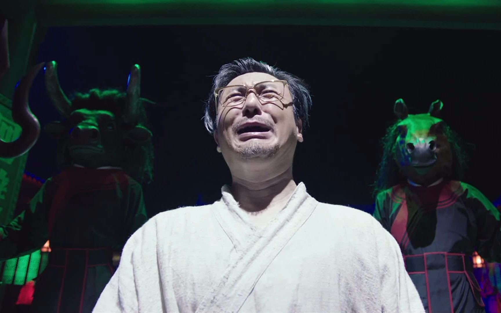 大白话沈腾来到阴曹地府牛头马面在身后表情痛苦到底咋的了